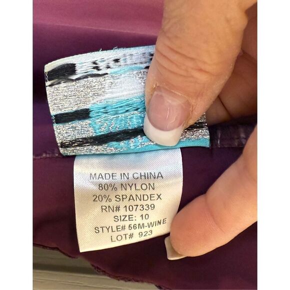 Sea & Sand Women’s Ruched Skirted Bottom 1 Piece Swimsuit Sz. 10 - Picture 7 of 9